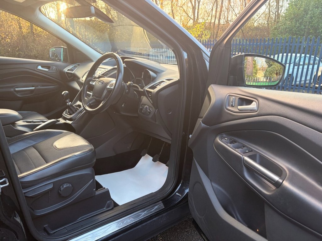 Used Ford Kuga 2015 for sale - 76731269: Photo 16