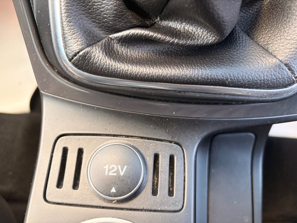 Used Ford Kuga 2015 for sale - 76731269: Photo 32