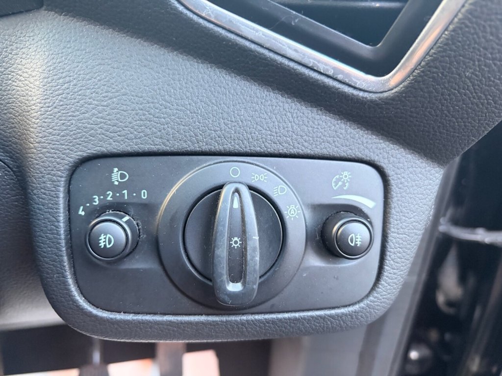 Used Ford Kuga 2015 for sale - 76731269: Photo 33