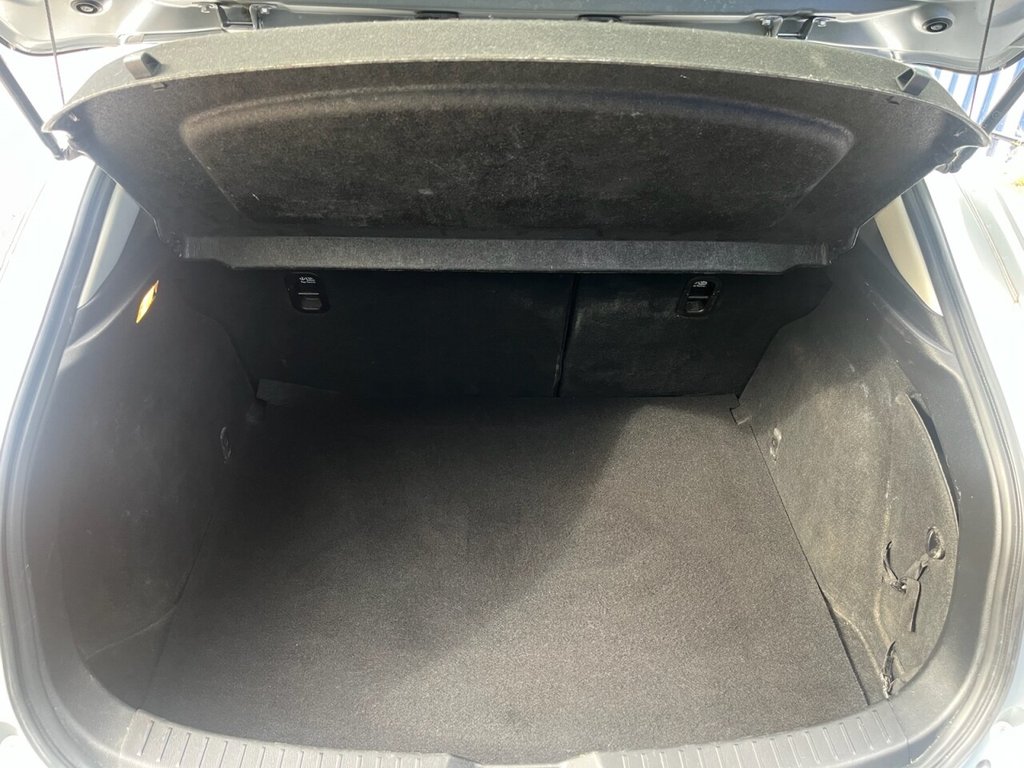 Used Mazda Mazda3 2017 for sale - 77145729: Photo 35