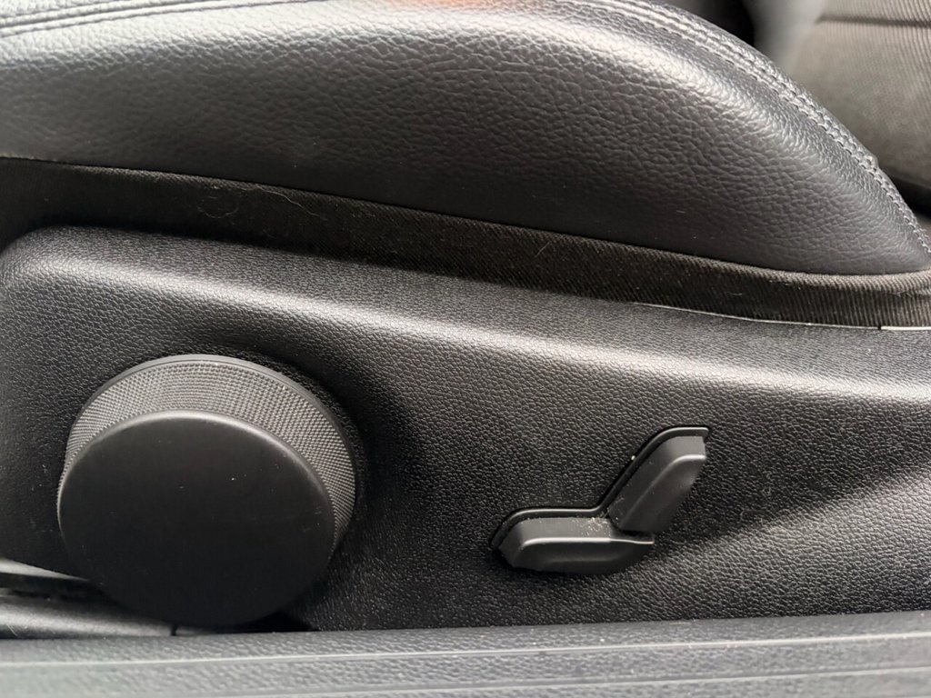 Used Mercedes-Benz C Class 2012 for sale - 77388753: Photo 30