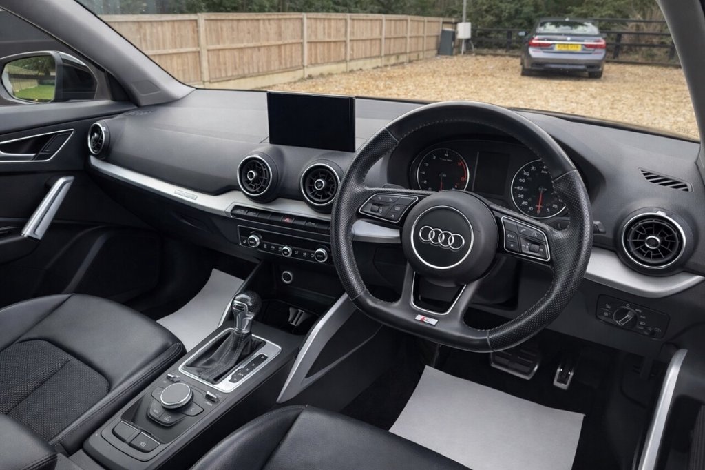 Used Audi Q2 2017 for sale - 77636671: Photo 5