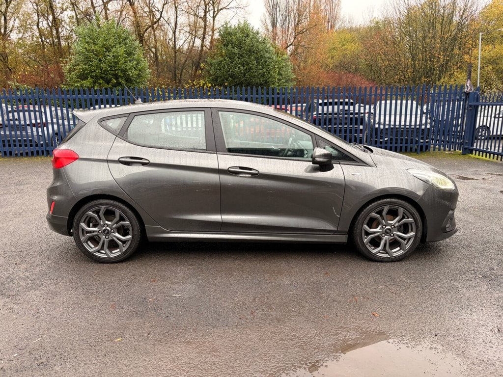 Used Ford Fiesta 2017 for sale - 77383505: Photo 10
