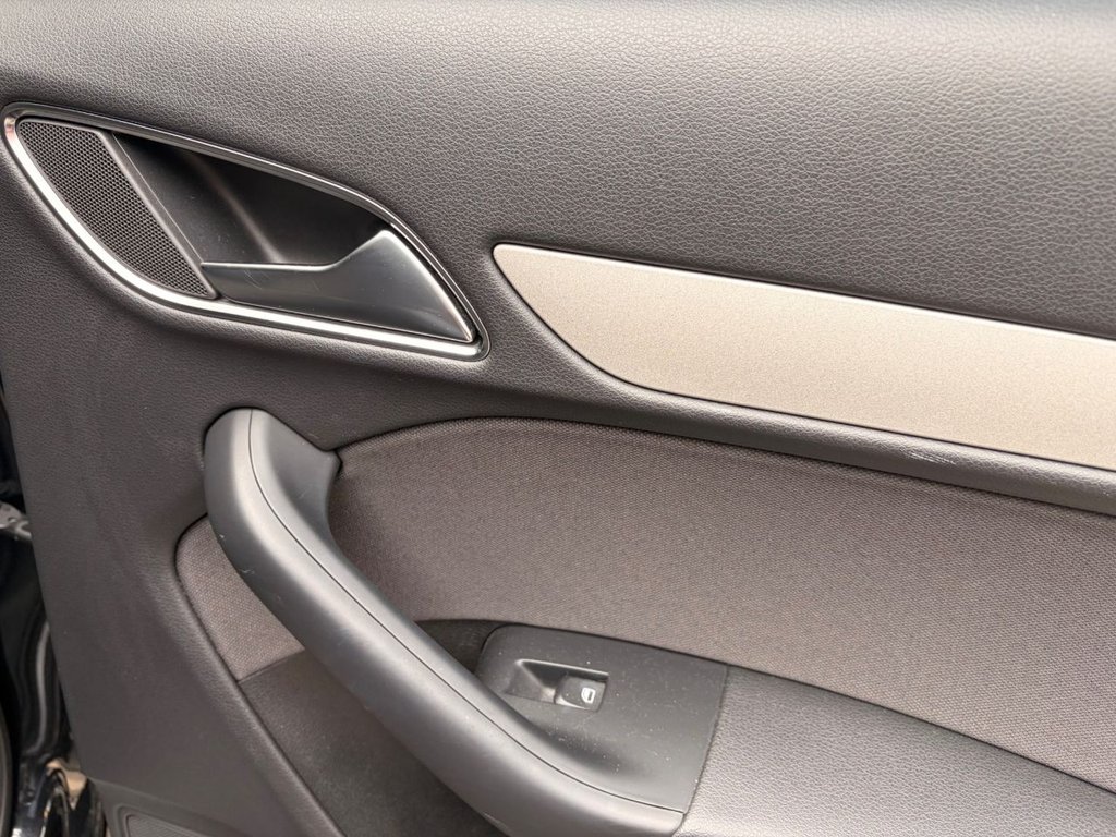 Used Audi Q3 2012 for sale - 78030511: Photo 44