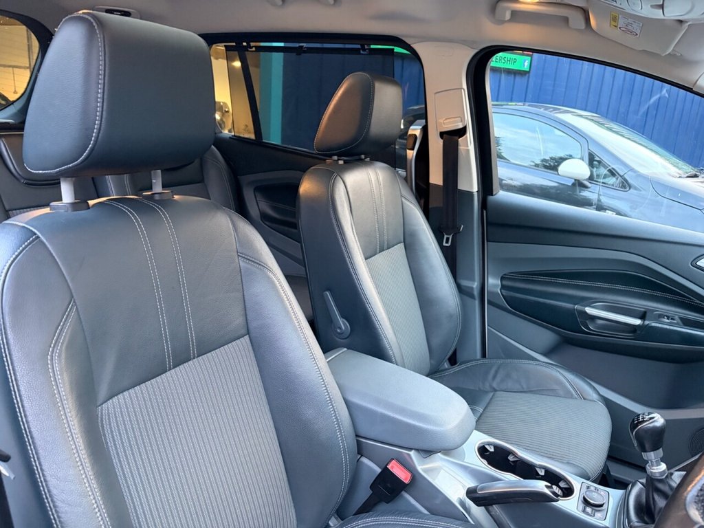 Used Ford Grand C-Max 2015 for sale - 76855151: Photo 17