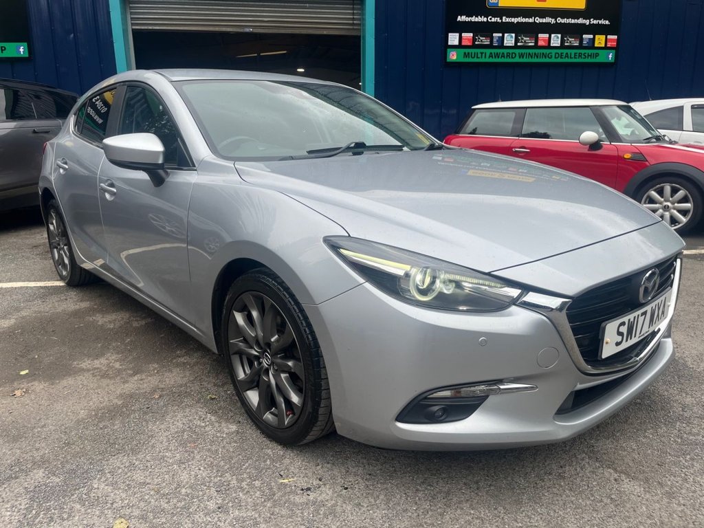Used Mazda Mazda3 2017 for sale - 76241137: Photo 2
