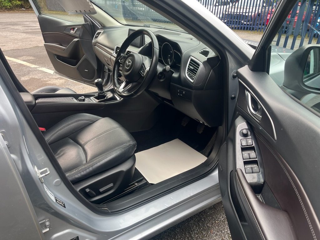 Used Mazda Mazda3 2017 for sale - 76241137: Photo 20