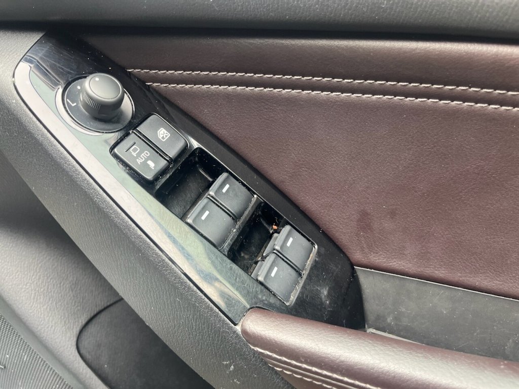 Used Mazda Mazda3 2017 for sale - 76241137: Photo 24