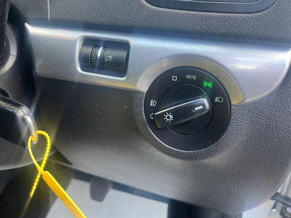 Used Skoda Yeti 2012 for sale - 76241136: Photo 40