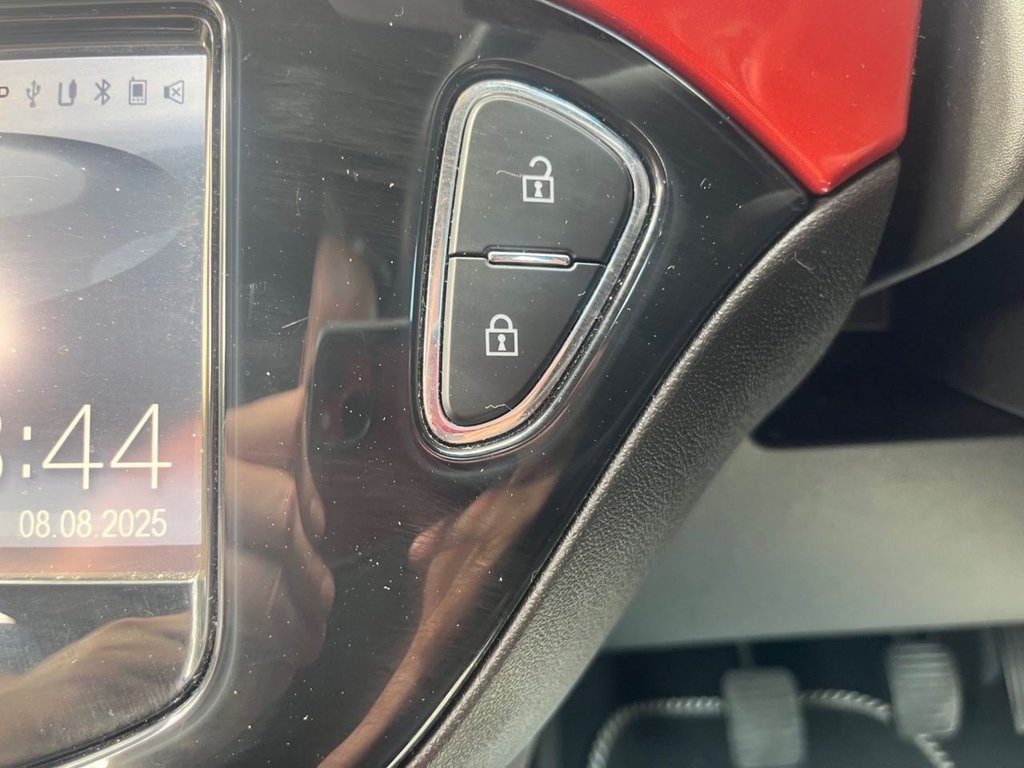 Used Vauxhall ADAM 2015 for sale - 76241138: Photo 35