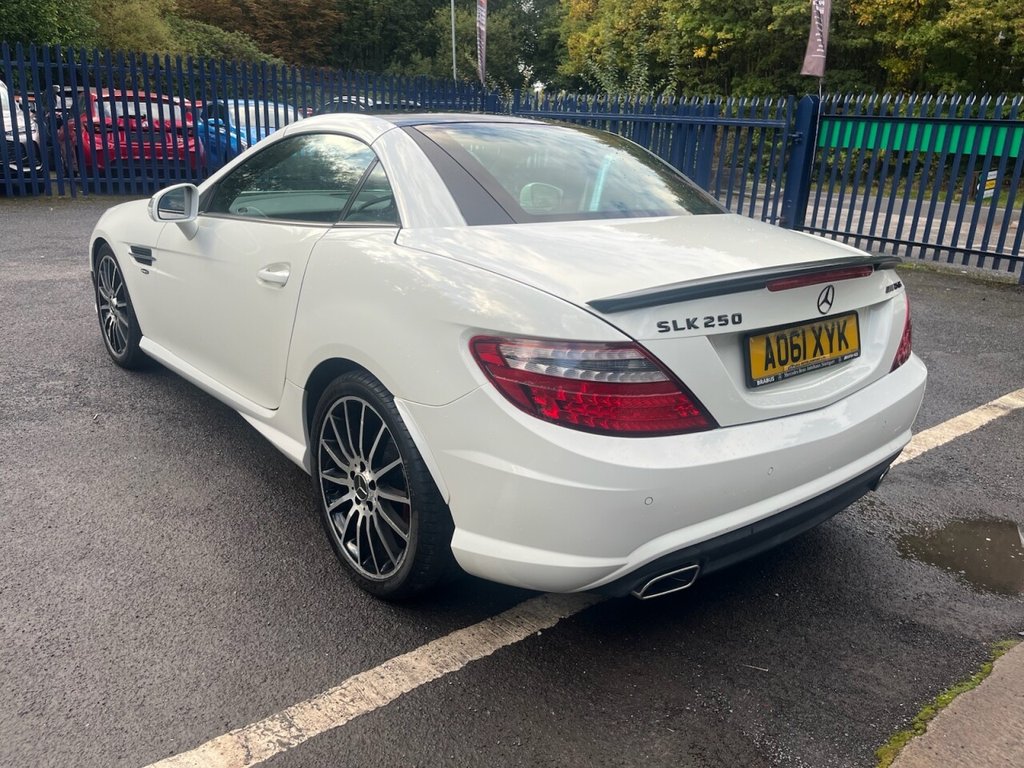 Used Mercedes-Benz SLK 2012 for sale - 76111937: Photo 18