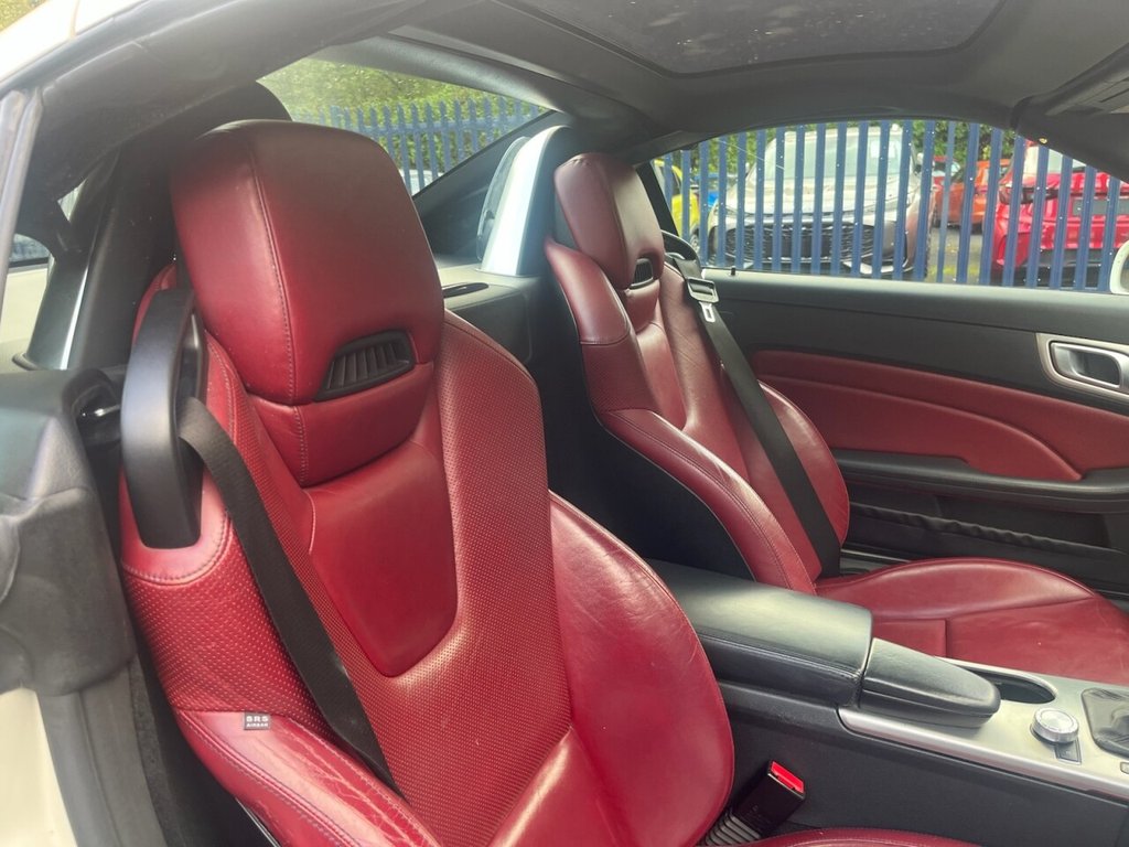 Used Mercedes-Benz SLK 2012 for sale - 76111937: Photo 26