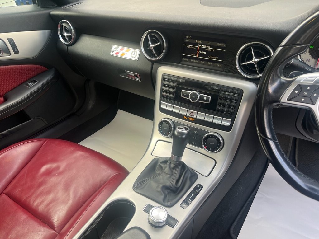 Used Mercedes-Benz SLK 2012 for sale - 76111937: Photo 30