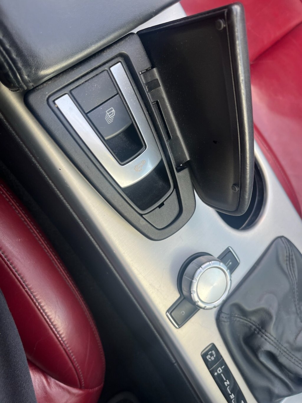Used Mercedes-Benz SLK 2012 for sale - 76111937: Photo 37