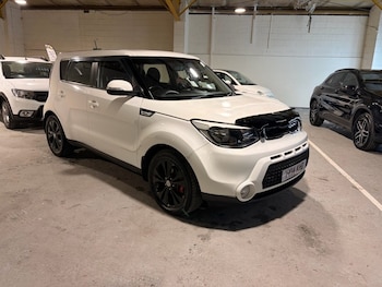 2014 (14) - 1.6 CRDi Connect 5dr