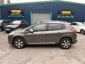 Used Peugeot 2008 2015 for sale - 78493490: Photo
