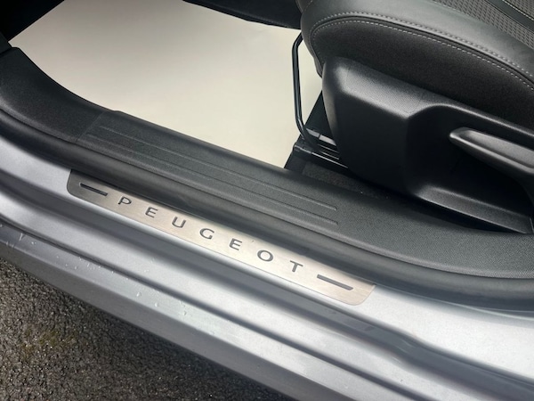 Used Peugeot 208 2023 for sale - 76241131: Photo 28