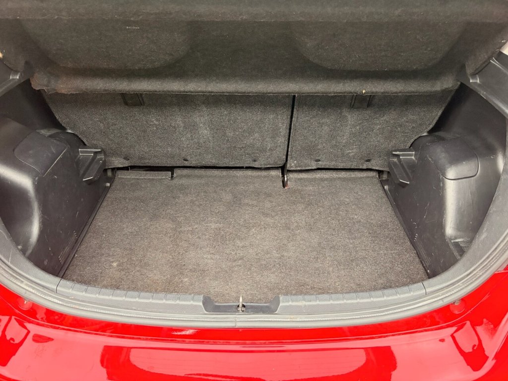 Used Toyota Yaris 2016 for sale - 77546602: Photo 32