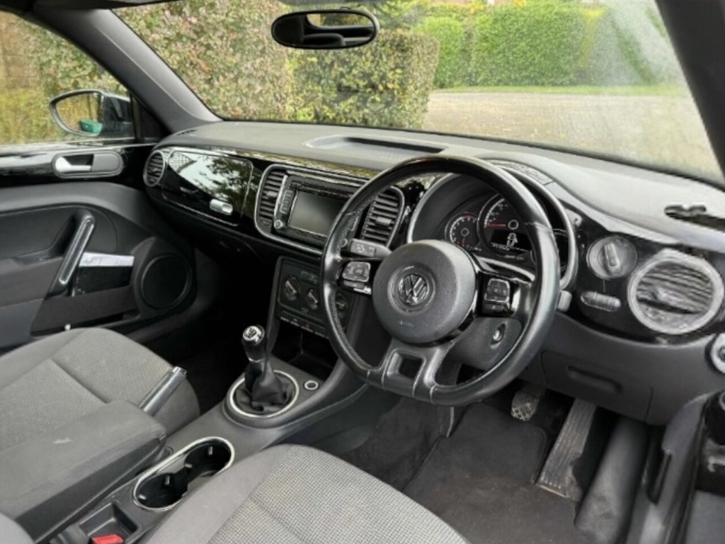 Used Volkswagen Beetle 2014 for sale - 76900866: Photo 11