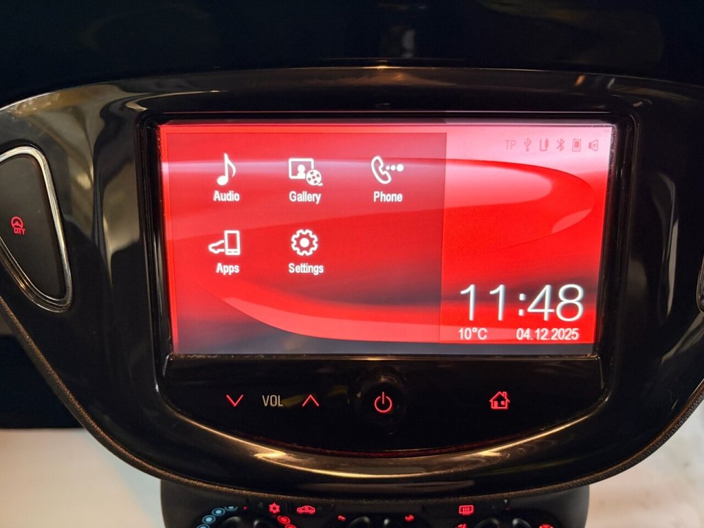 Used Vauxhall Corsa 2015 for sale - 76760681: Photo 24