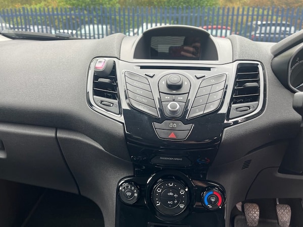 Used Ford Fiesta 2014 for sale - 76286121: Photo 20