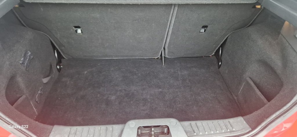 Used Ford Fiesta 2015 for sale - 77667350: Photo 16