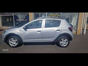 Used Dacia Sandero Stepway 2015 for sale - 75286633: Photo