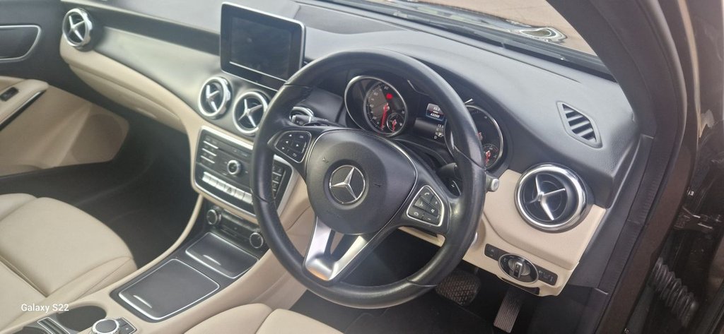 Used Mercedes-Benz GLA 2017 for sale - 76470610: Photo 17