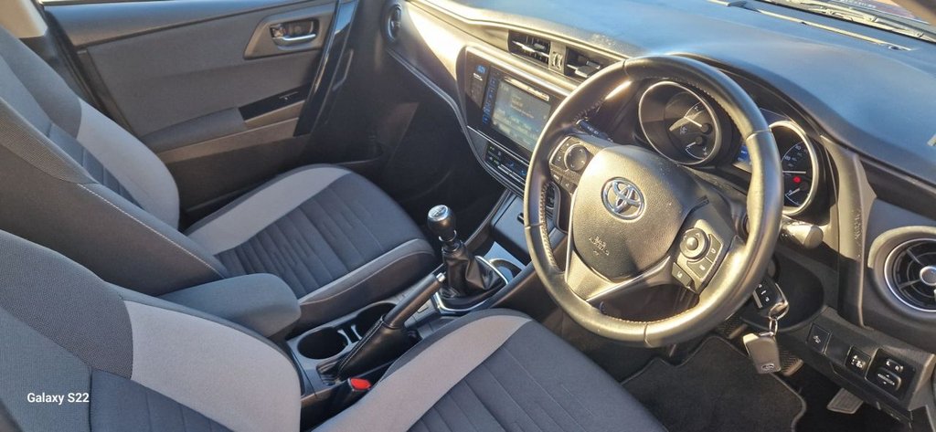 Used Toyota Auris 2017 for sale - 76406458: Photo 11