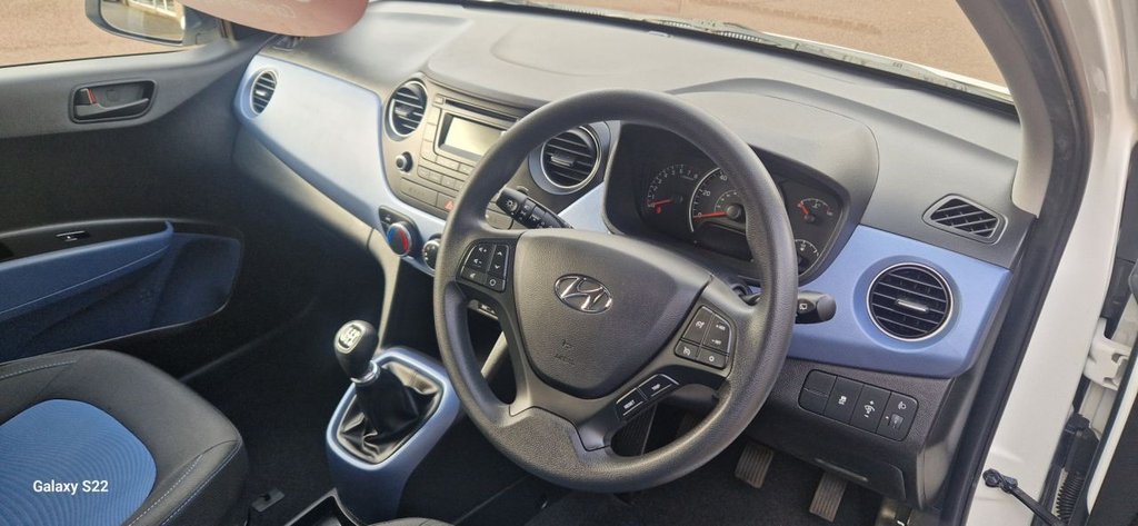 Used Hyundai i10 2015 for sale - 77614121: Photo 11