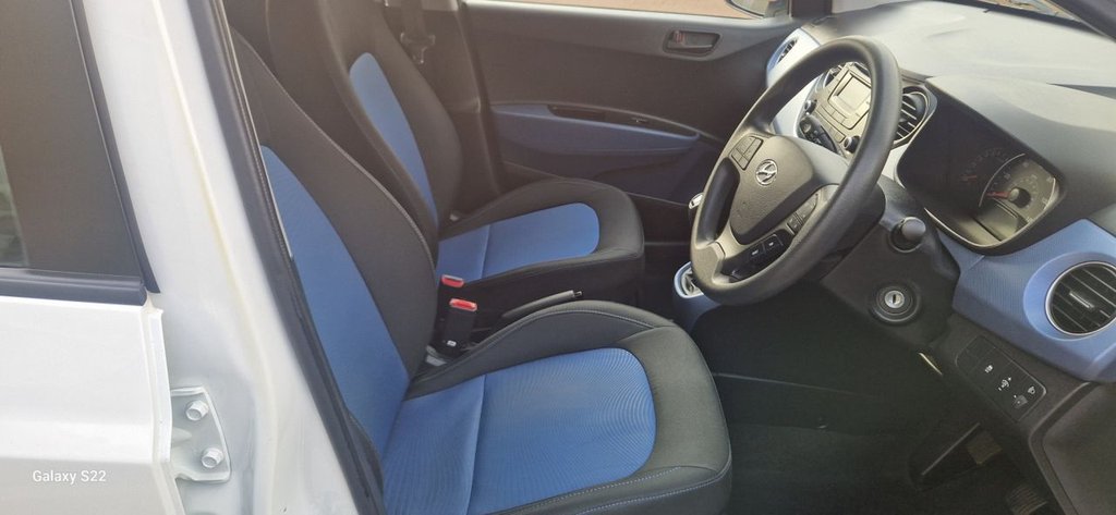 Used Hyundai i10 2015 for sale - 77614121: Photo 12