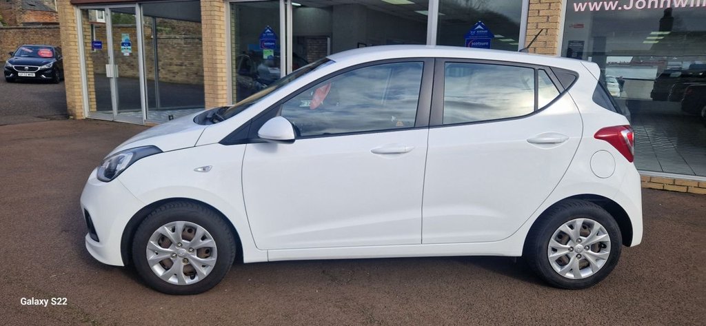 Used Hyundai i10 2015 for sale - 77614121: Photo 3