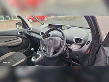 Used Citroen C3 Picasso 2014 for sale - 77383996: Photo