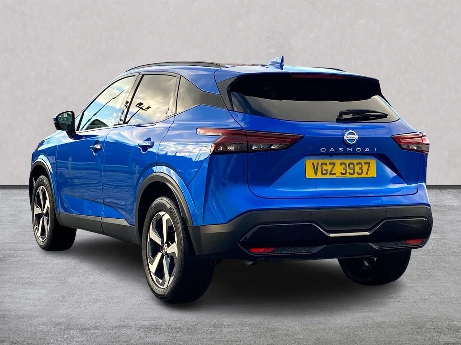 Used Nissan Qashqai 2021 for sale - 76618520: Photo 2