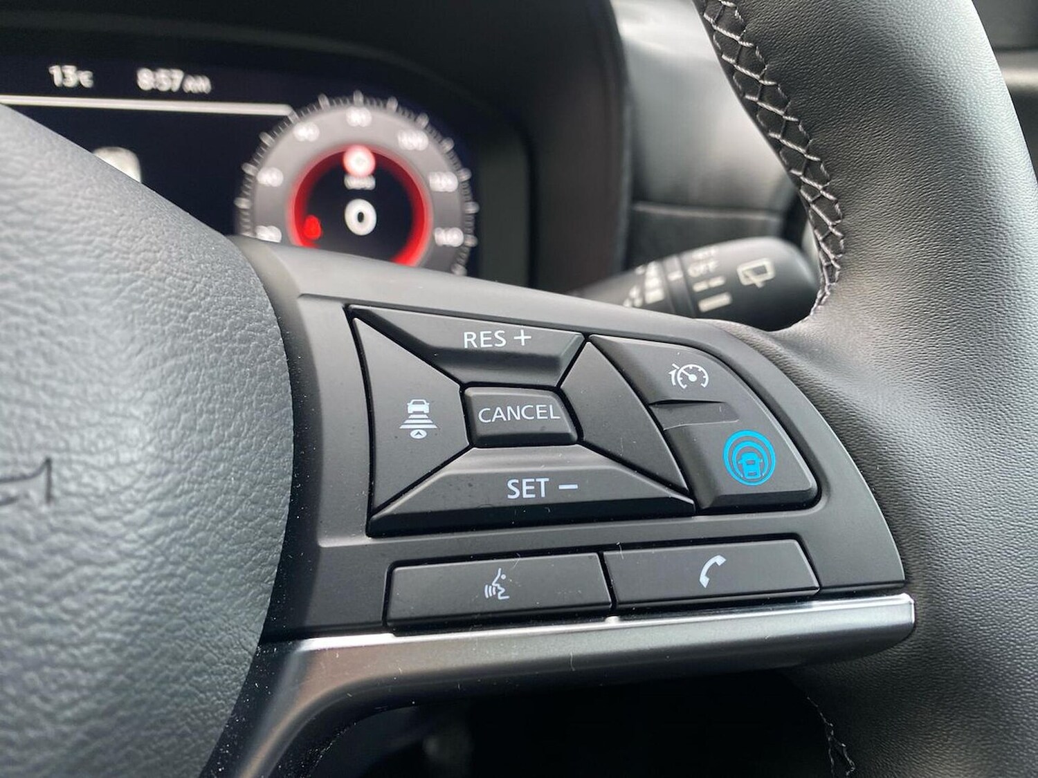 Used Nissan Juke 2024 for sale - 77488330: Photo 24