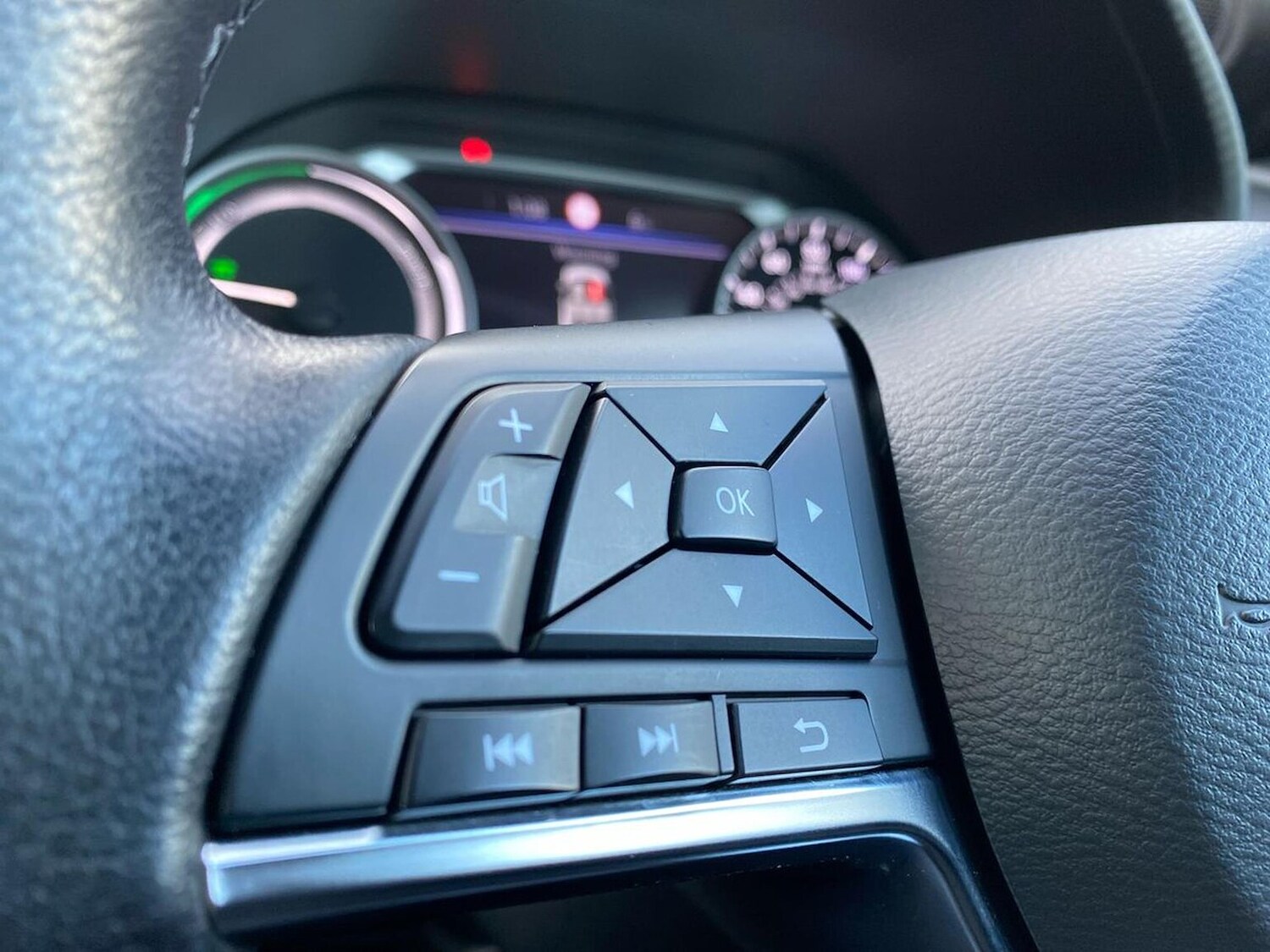 Used Nissan Juke 2022 for sale - 76650220: Photo 25