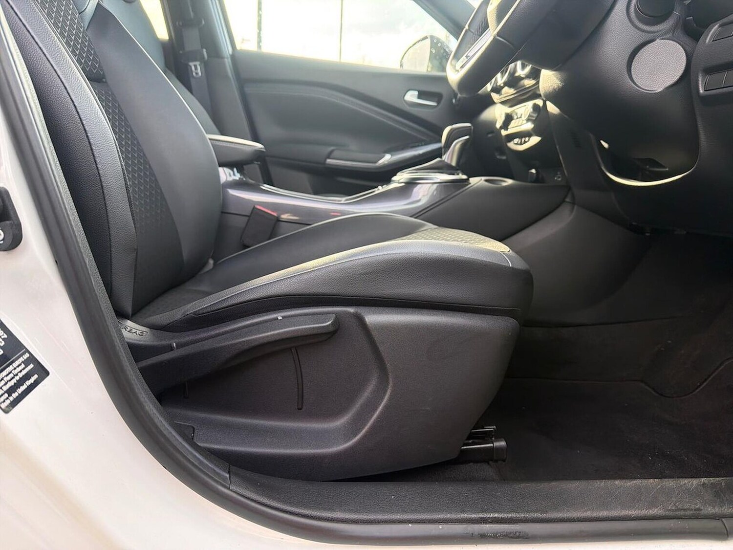 Used Nissan Juke 2023 for sale - 78192076: Photo 32