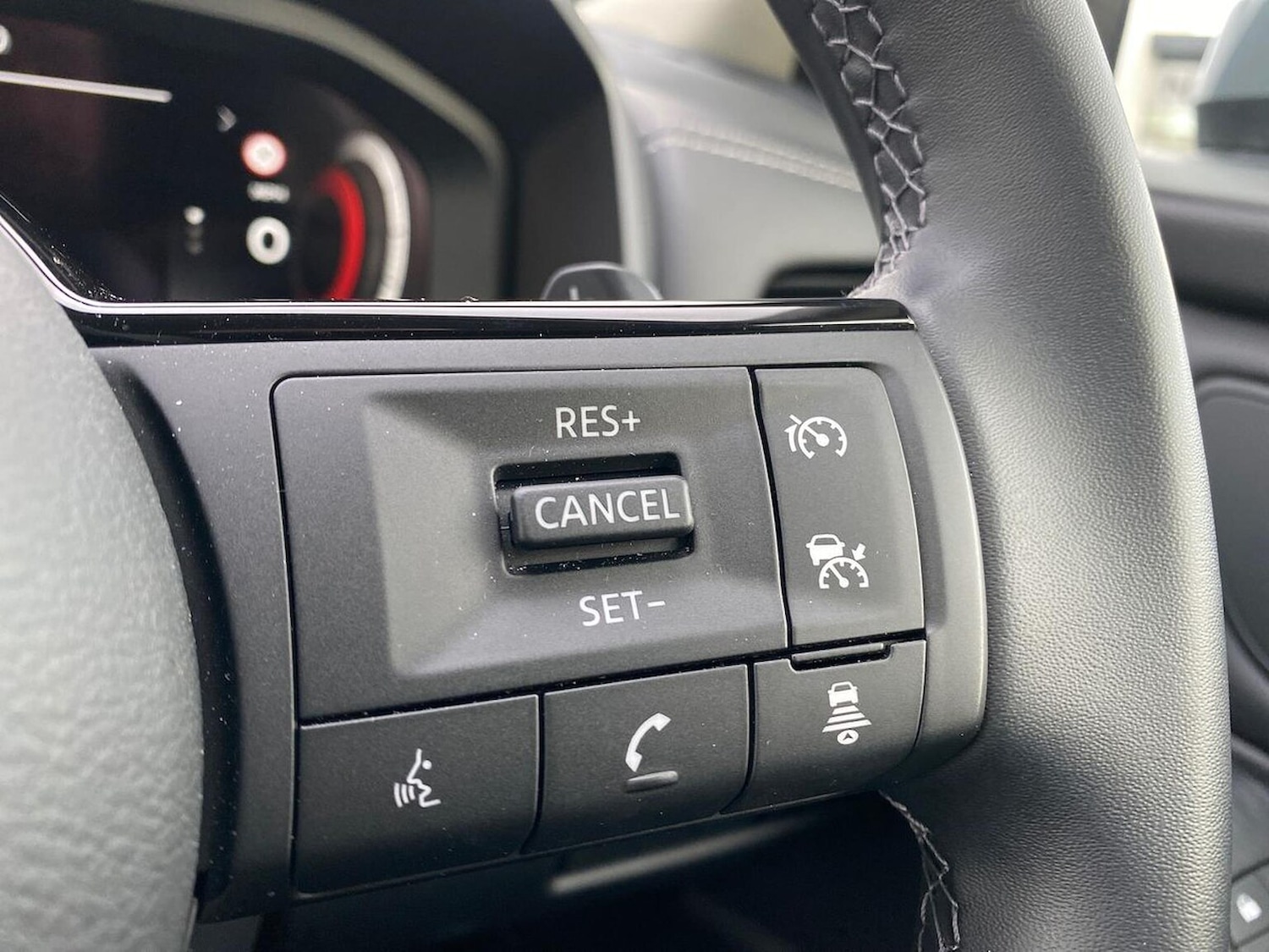 Used Nissan Qashqai 2024 for sale - 76687325: Photo 24