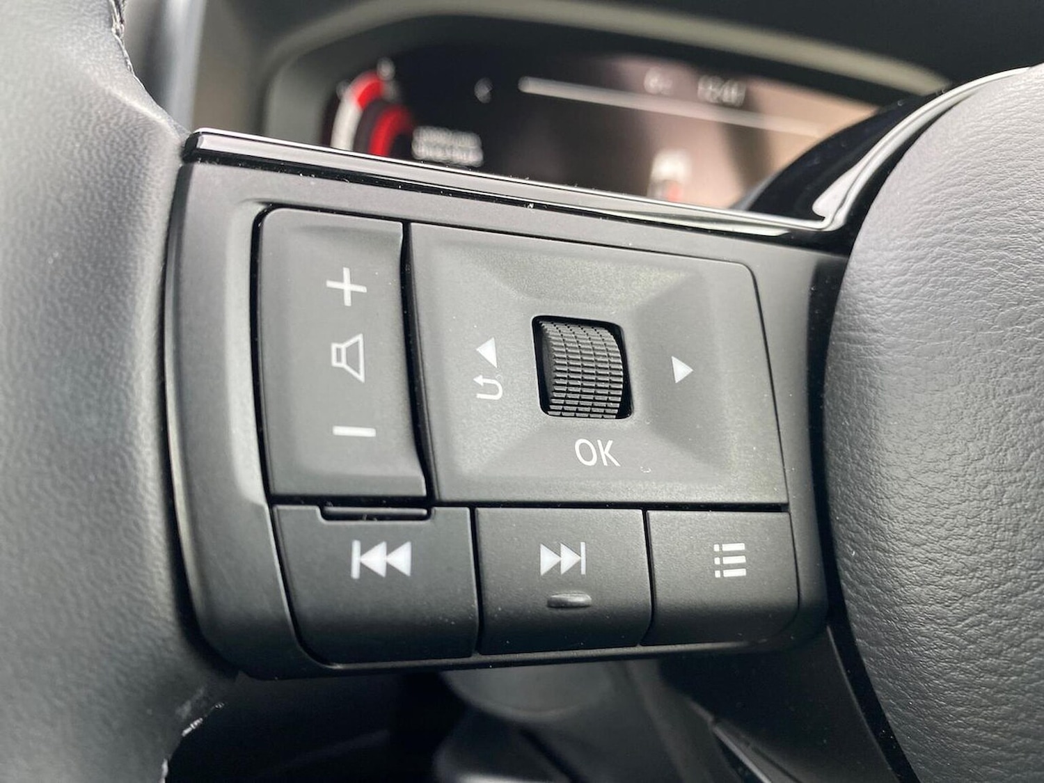 Used Nissan Qashqai 2024 for sale - 76687325: Photo 25