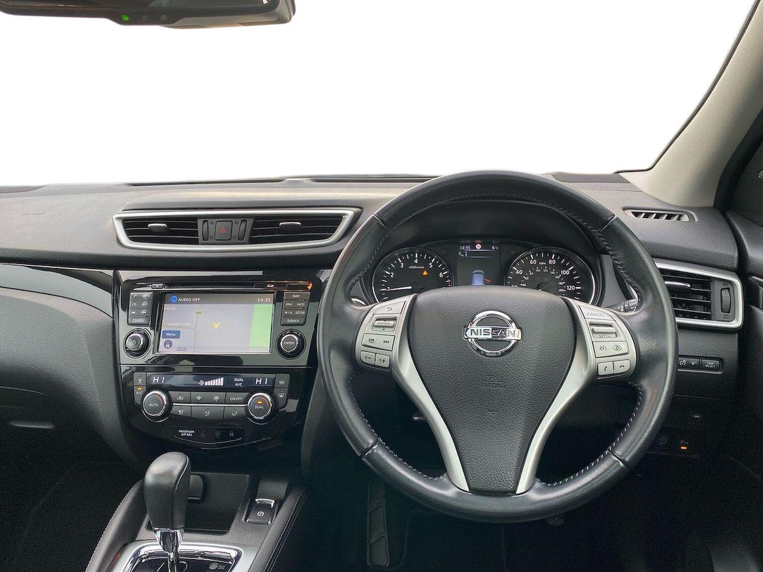 Used Nissan Qashqai 2015 for sale - 76791831: Photo 10