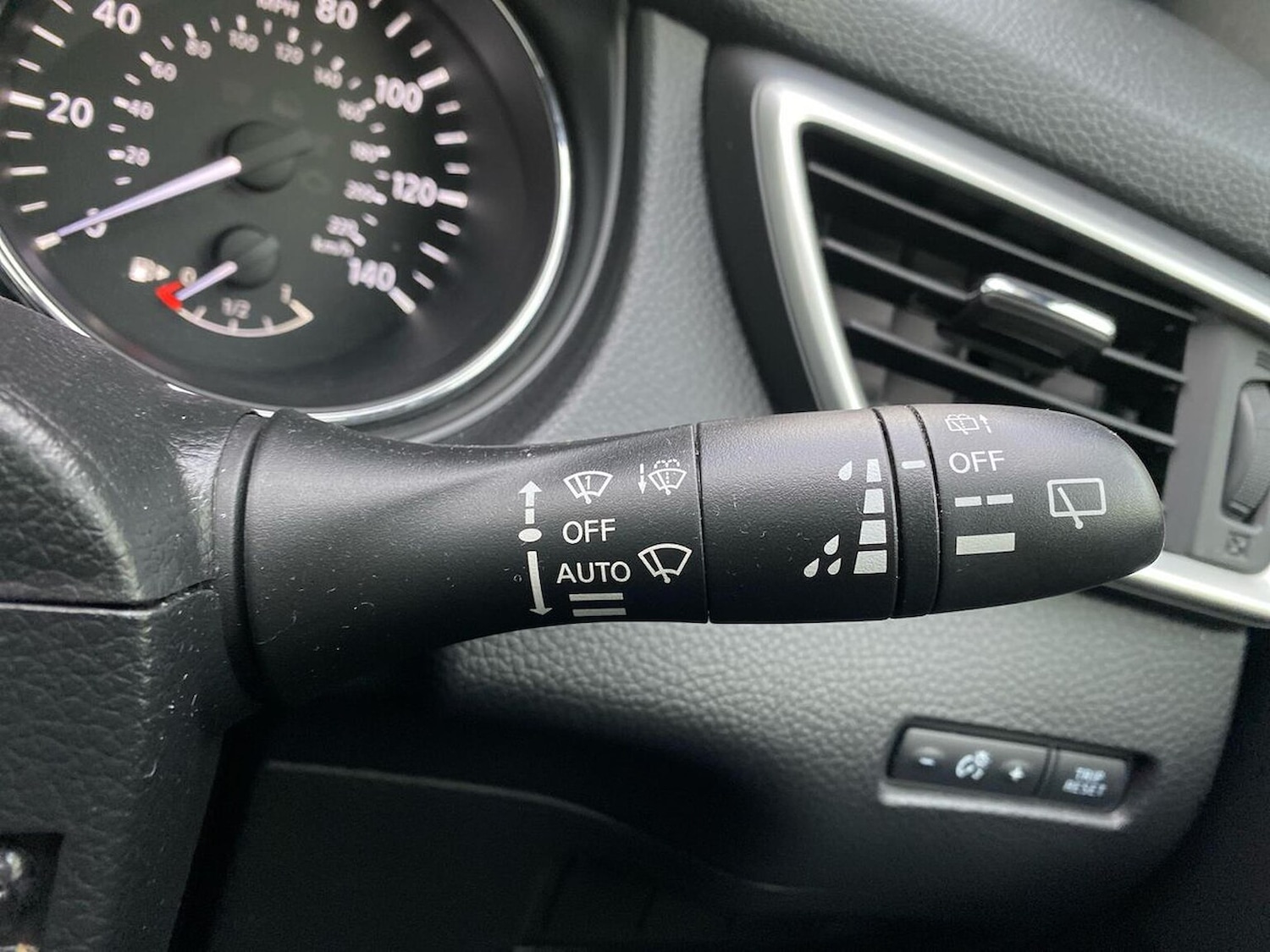 Used Nissan Qashqai 2015 for sale - 76791831: Photo 27