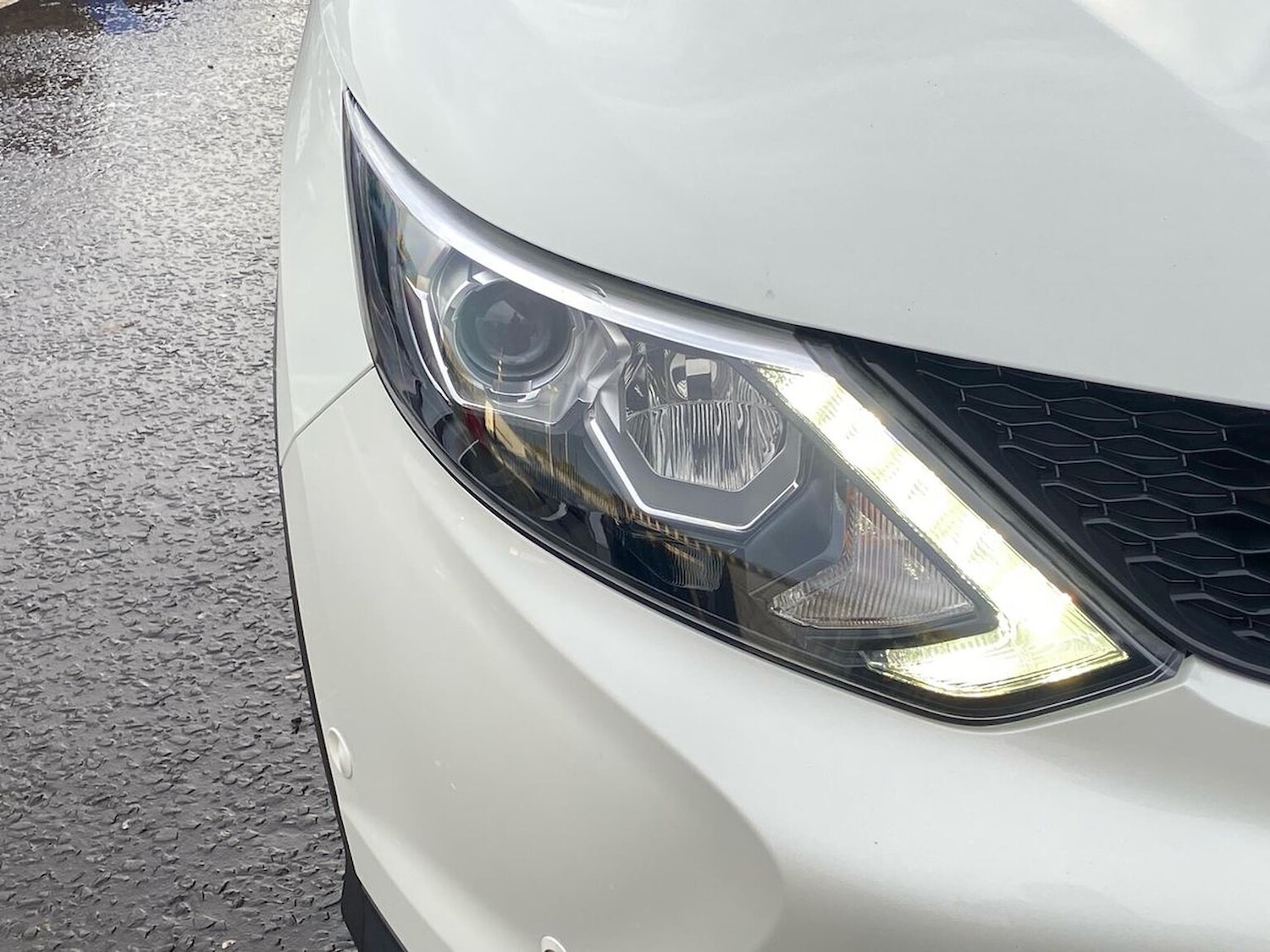 Used Nissan Qashqai 2015 for sale - 76791831: Photo 31