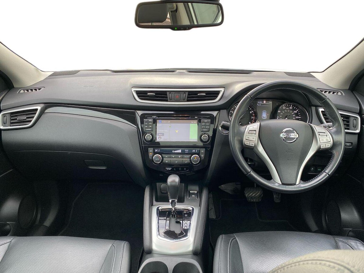 Used Nissan Qashqai 2015 for sale - 76791831: Photo 9