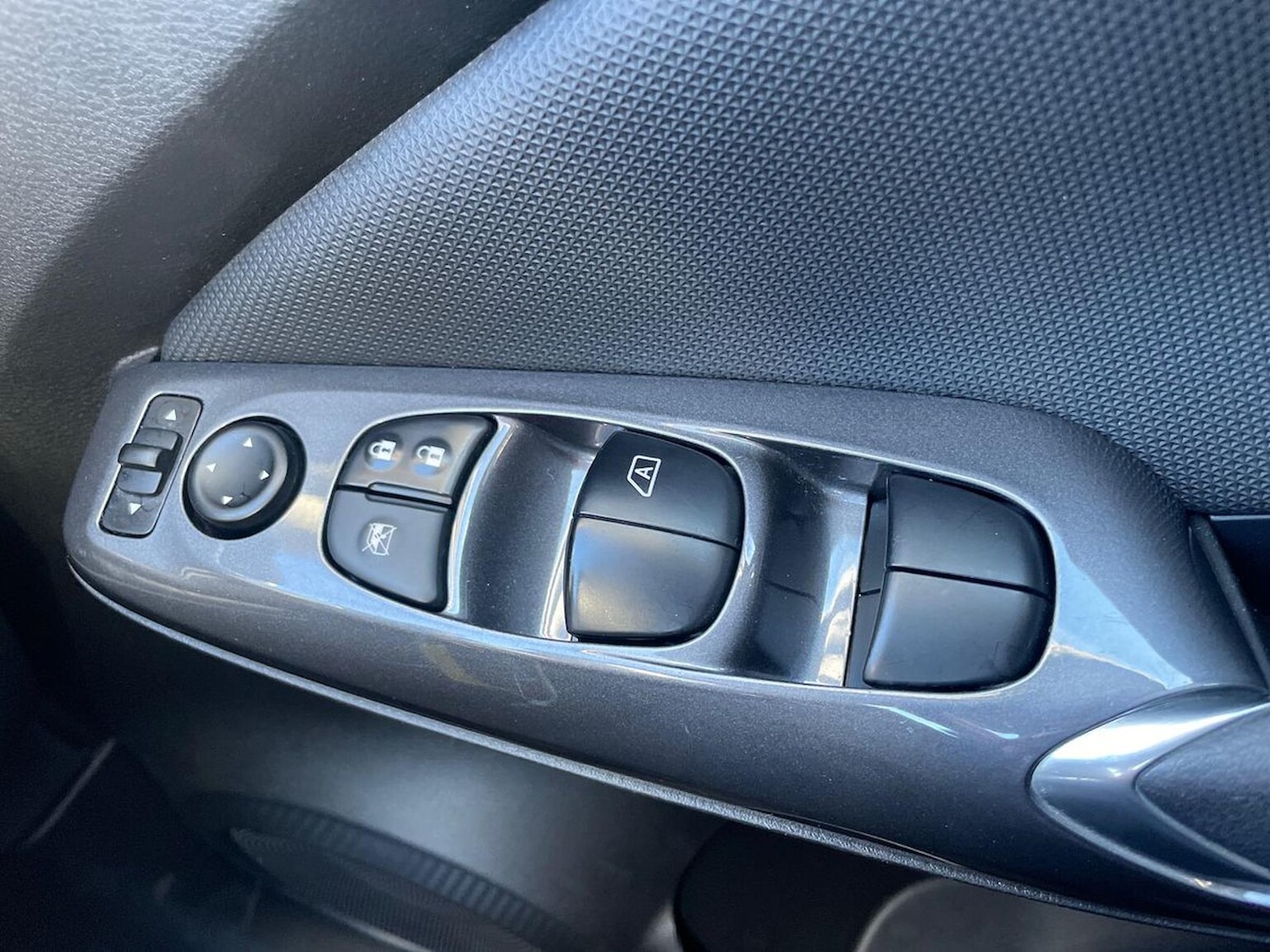 Used Nissan Juke 2022 for sale - 77888612: Photo 21