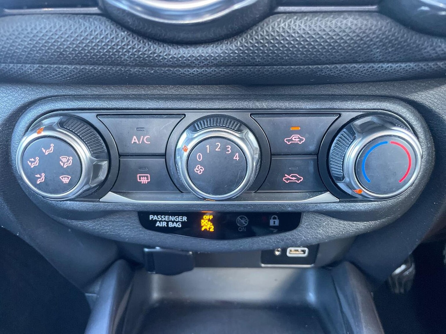 Used Nissan Juke 2022 for sale - 77888612: Photo 25