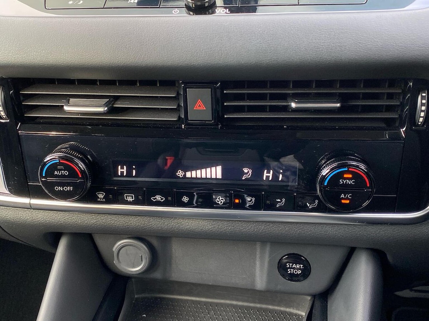 Used Nissan Qashqai 2023 for sale - 76455172: Photo 12