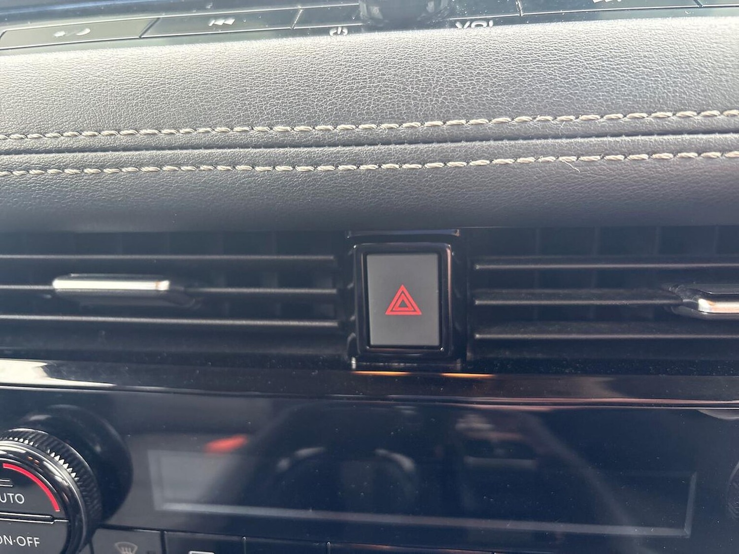 Used Nissan X-Trail 2023 for sale - 77962295: Photo 22