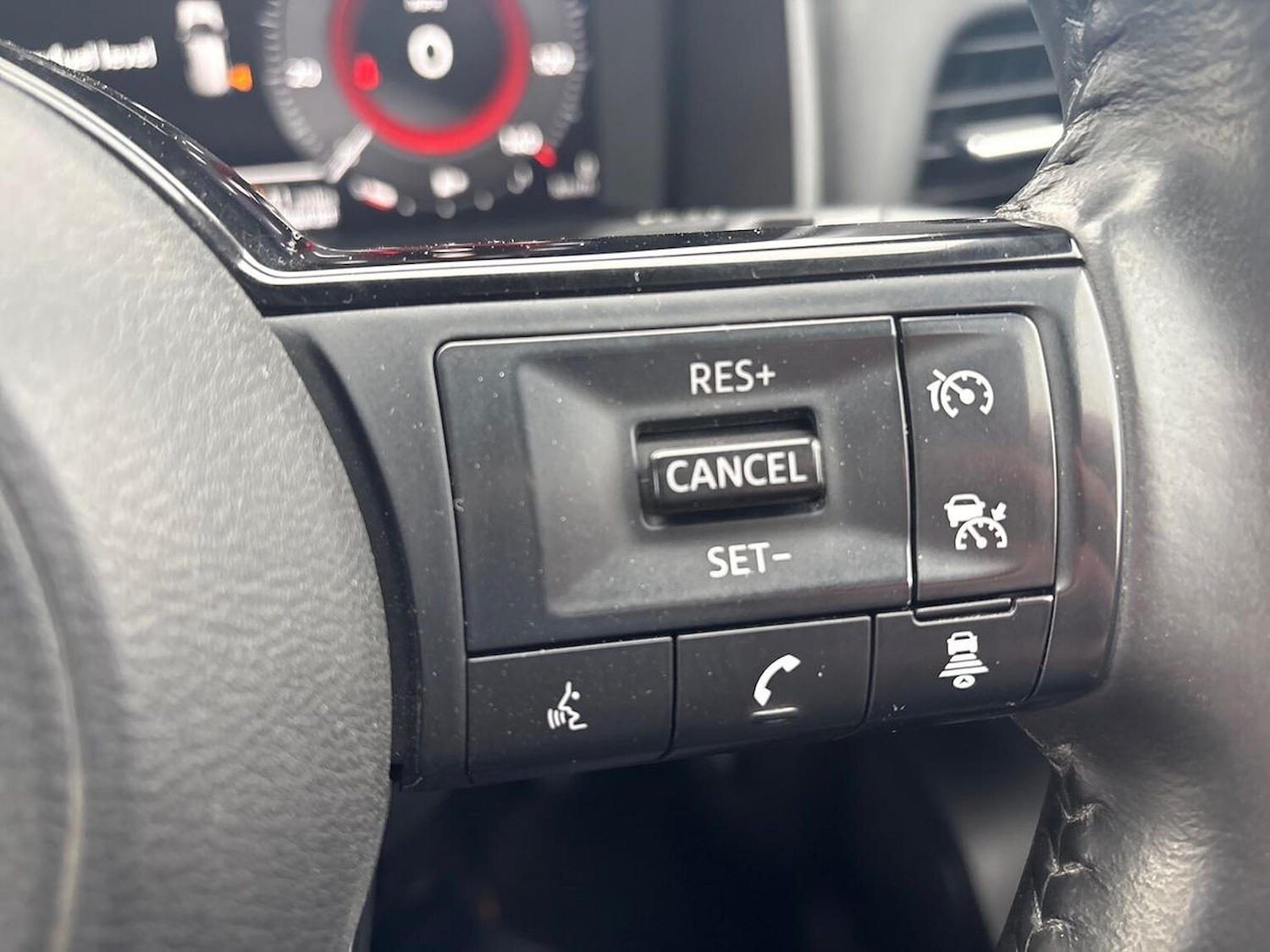 Used Nissan X-Trail 2023 for sale - 77962295: Photo 26