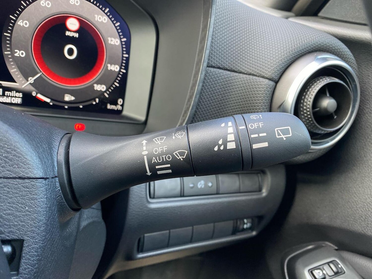 Used Nissan Juke 2025 for sale - 75628375: Photo 26