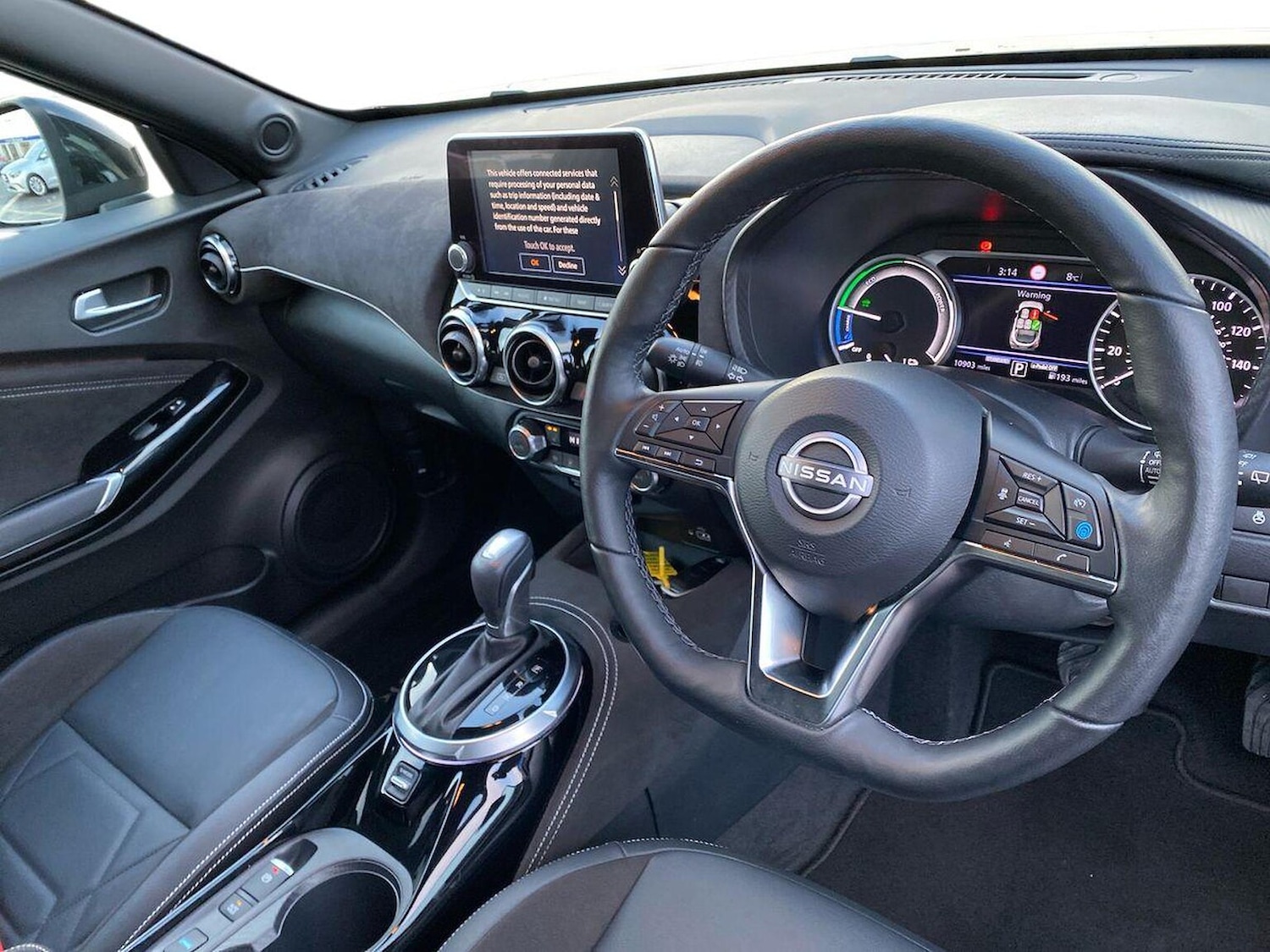 Used Nissan Juke 2023 for sale - 76725890: Photo 15